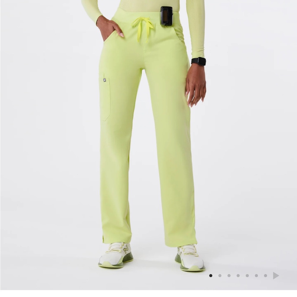 Kade cargo figs size large petite